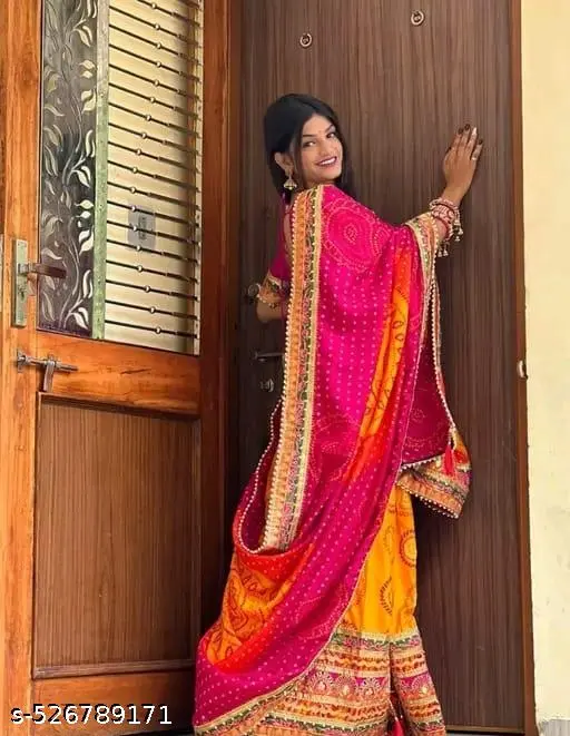 Women's Bandhani Saree with Lace Border