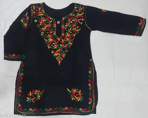 Women's Chikankari Short Kurti